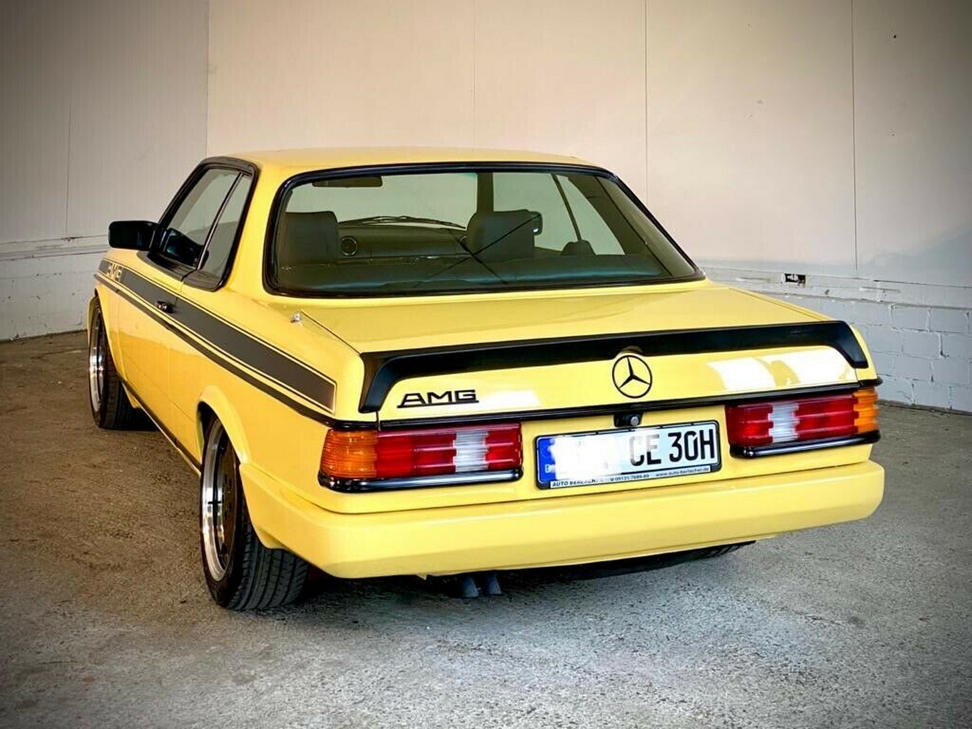 1983-Mercedes-280CE-8