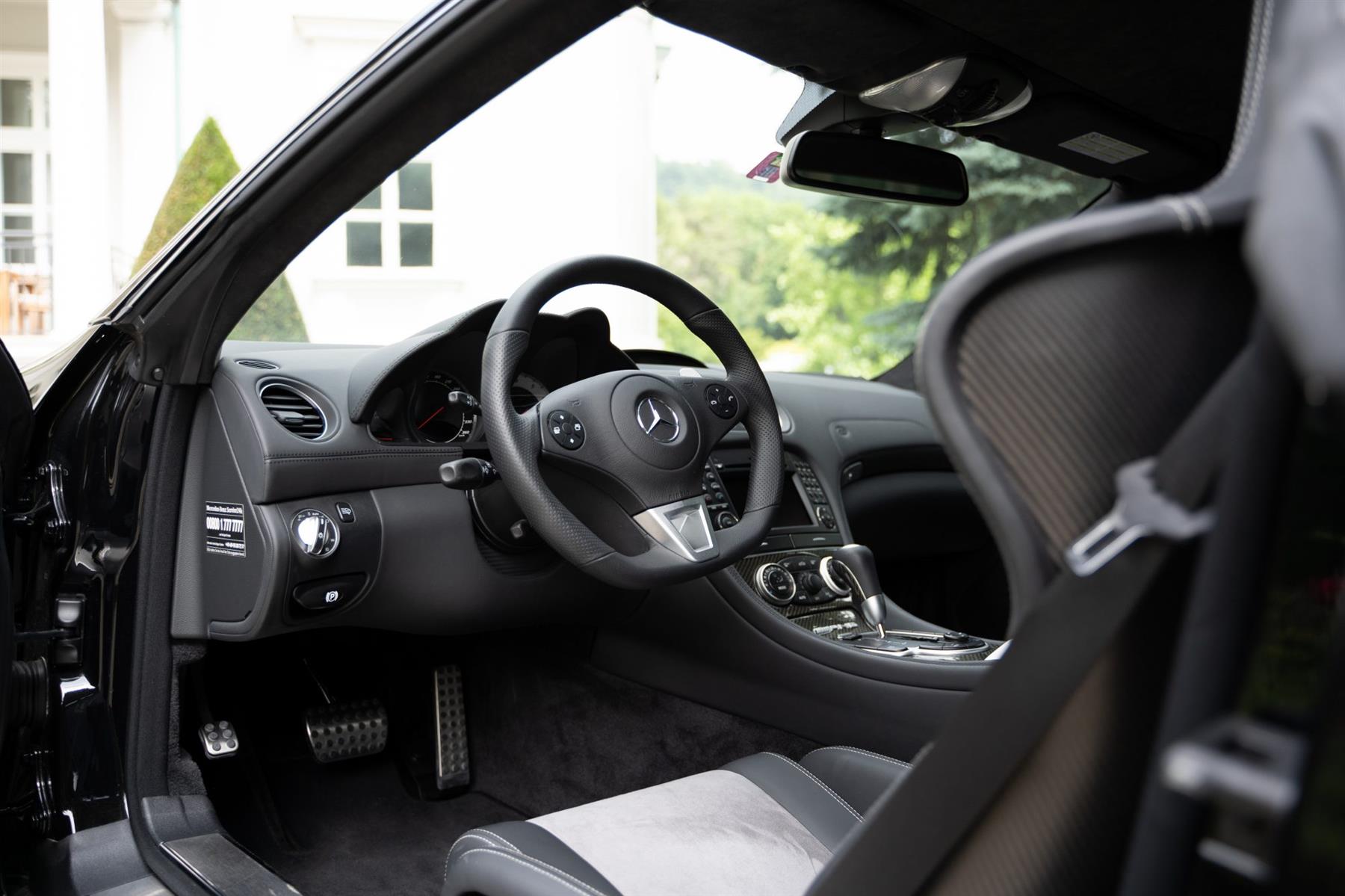 Mercedes-Benz-SL65-AMG-Black-Series-190