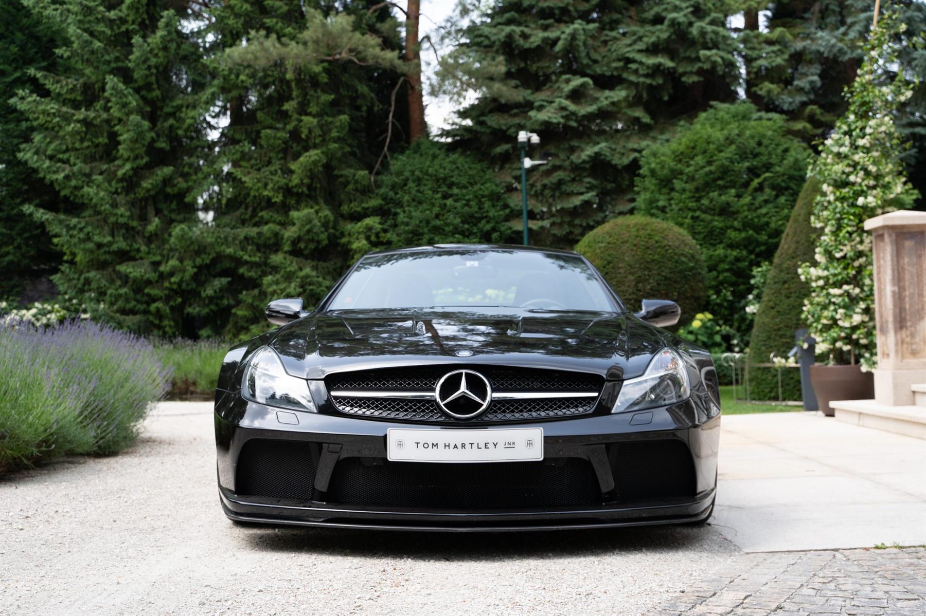 Mercedes-Benz-SL65-AMG-Black-Series-190