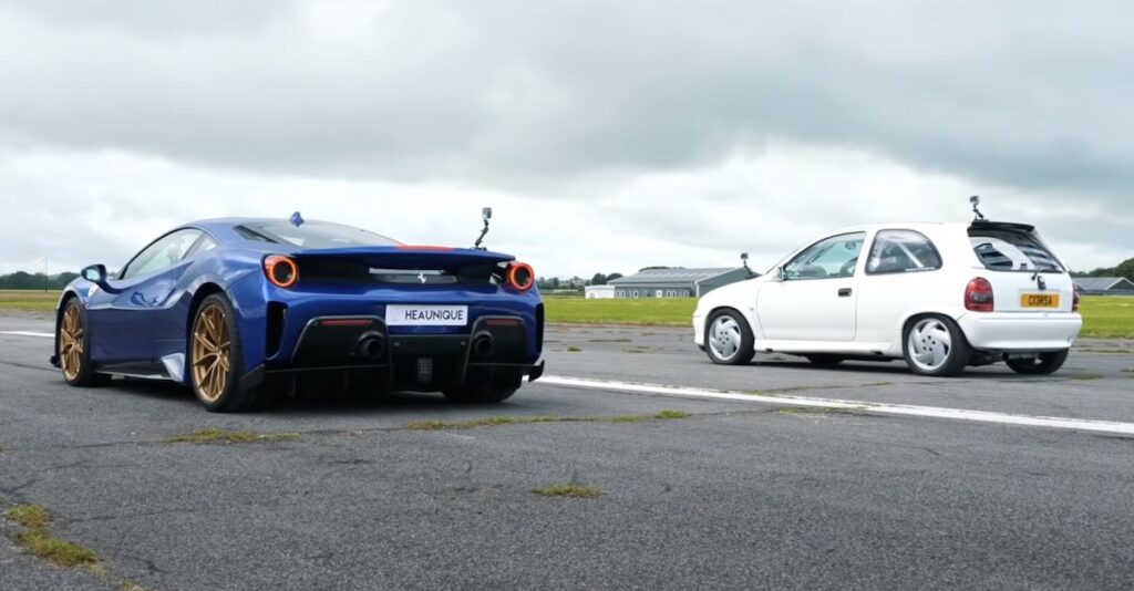 Opel-Corsa-vs-Ferrari-488-pista