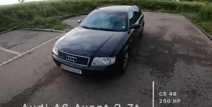 Wziął 20-letnie Audi z zepsutym silnikiem na niemiecką autostradę. Nie do wiary jaką prędkość osiągnął! [WIDEO]