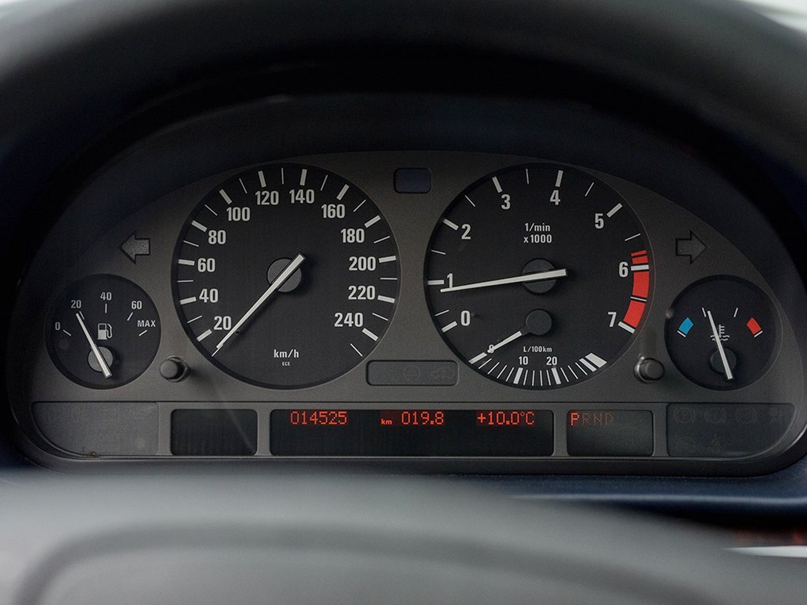 bmw-750i-uzywane-przebieg