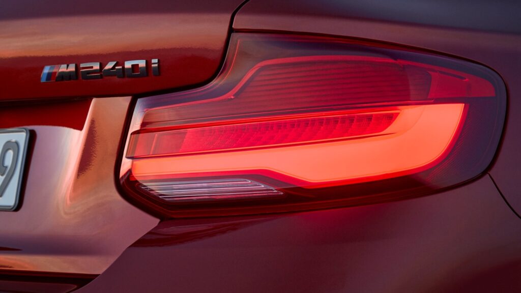 bmw-m240