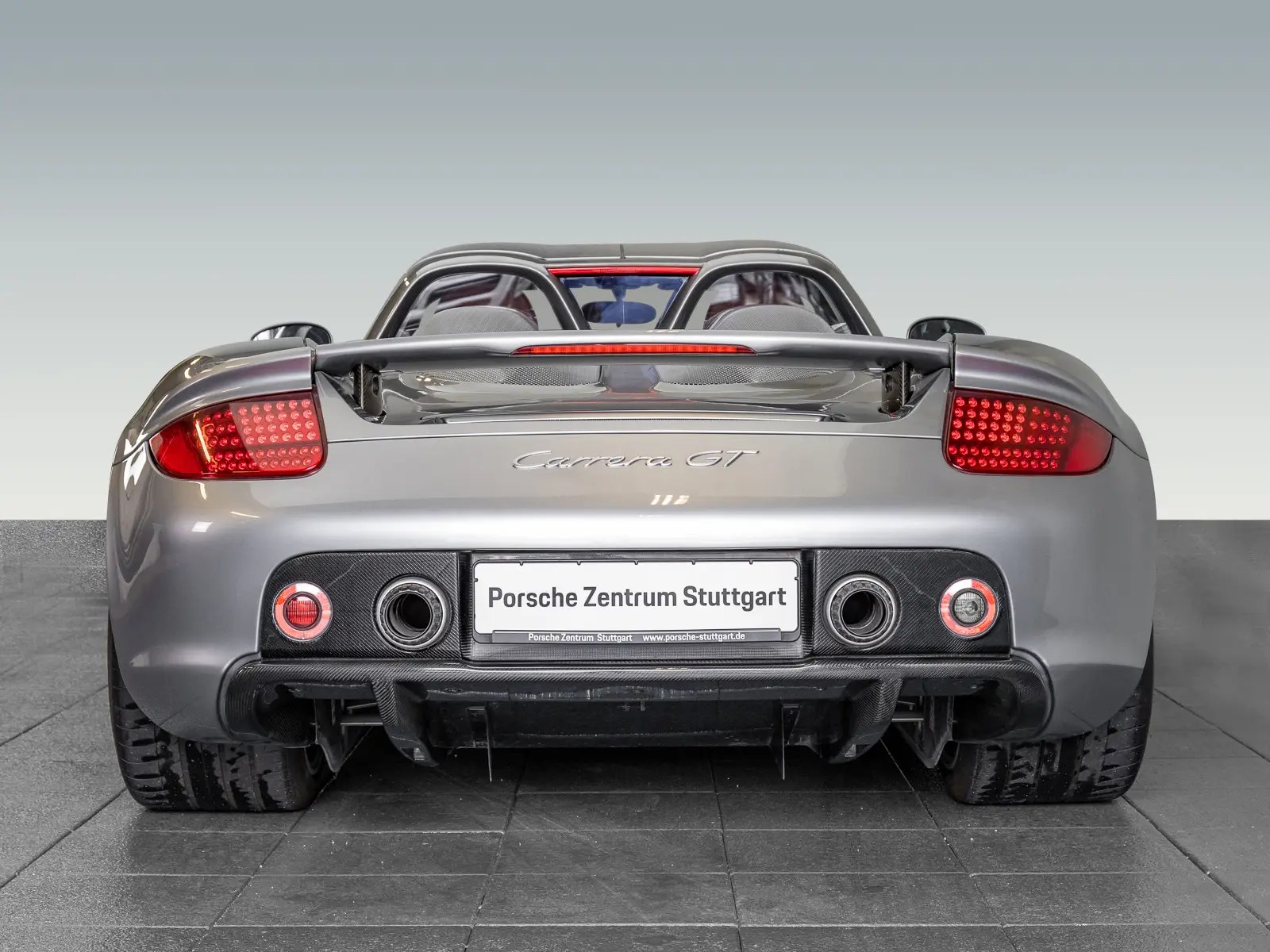 porsche-carrera-gt-uzywane-przebieg