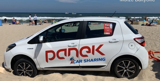 Panek Car Sharing, nie potrzebuje marketingu, bo ma od tego swoich klientów. Pocztówki z plaży, robią furrorę!