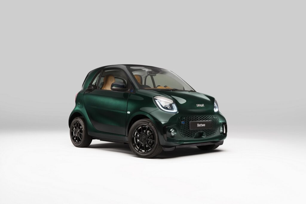 Smart EQ Racing Green Edition