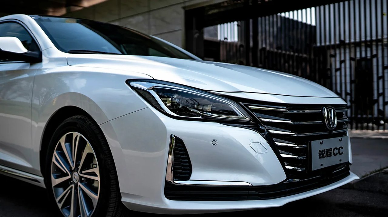 volkswagen-arteon-chinska-podrobka-rateon