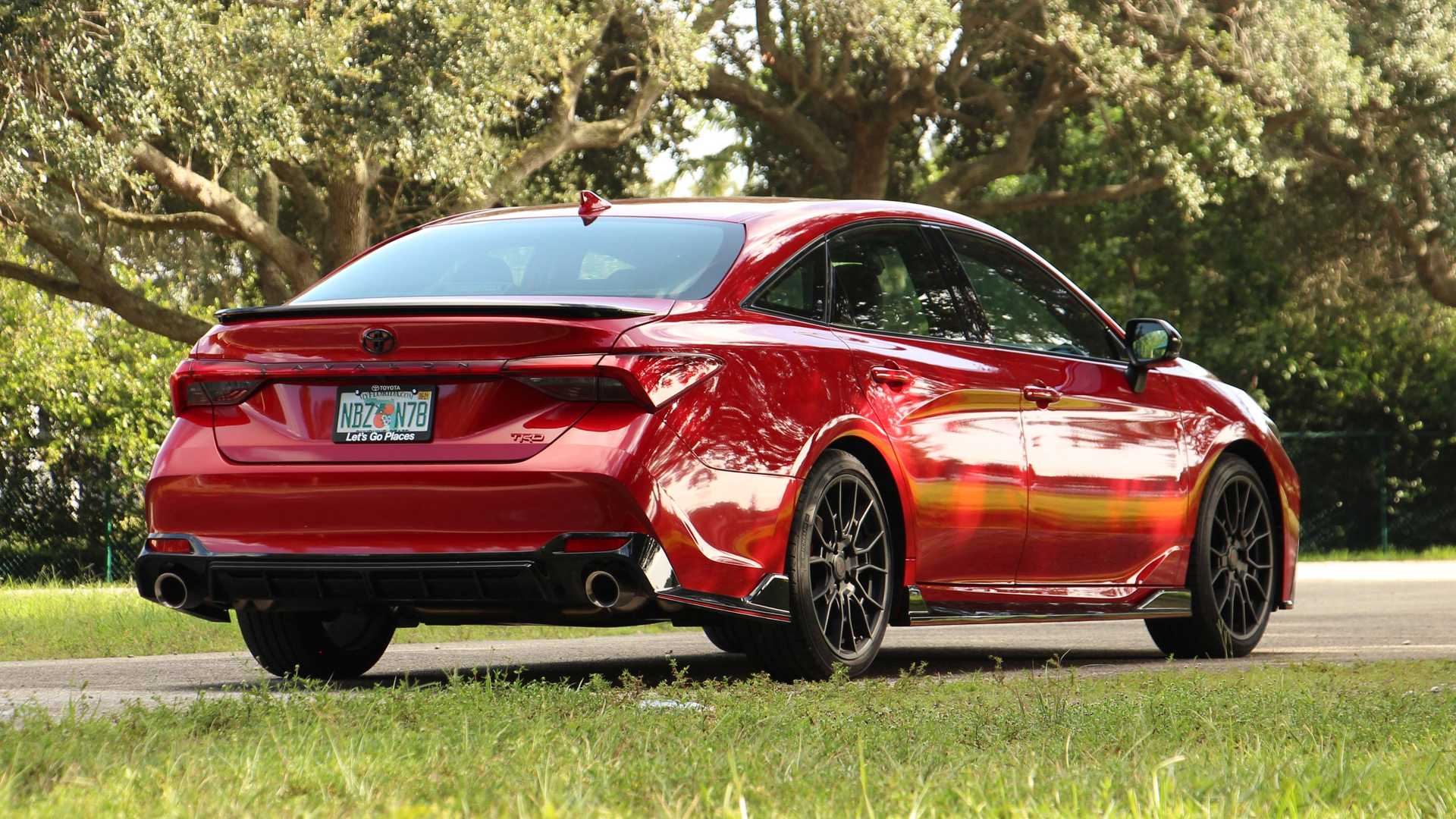 2020-toyota-avalon-trd