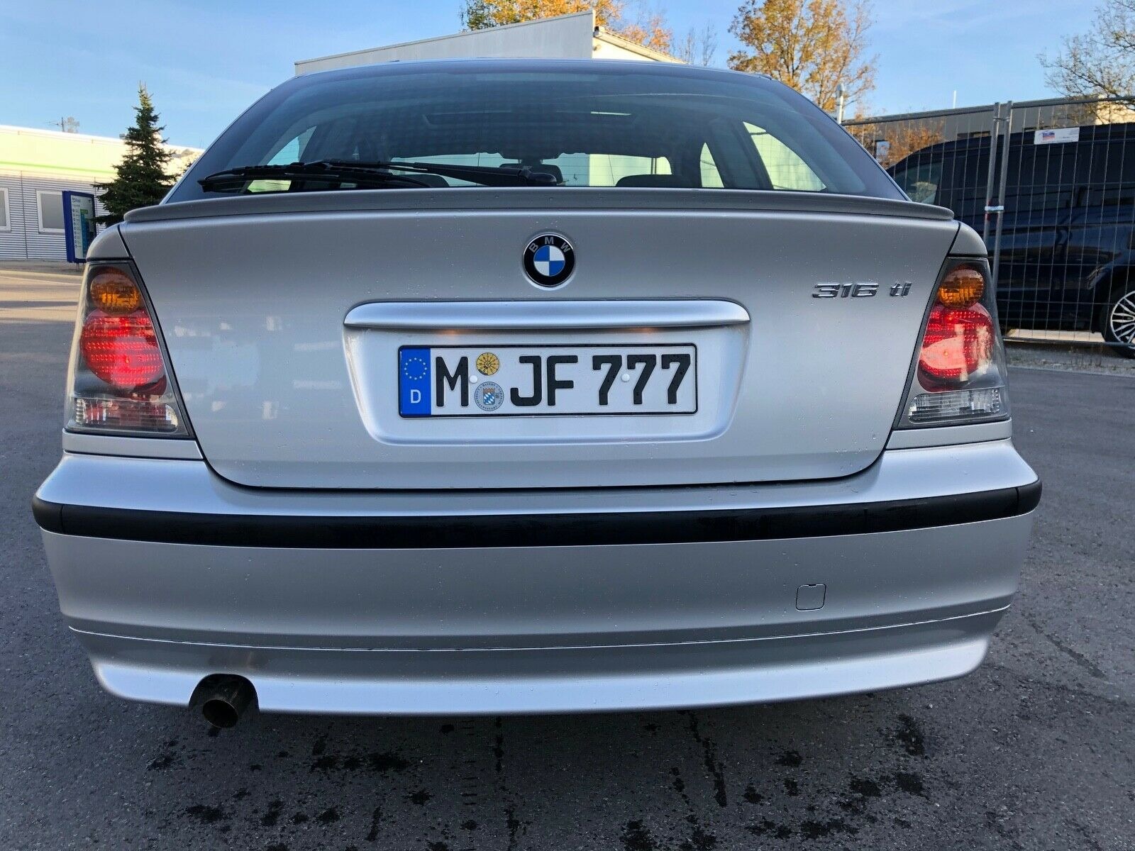 bmw-316ti-compact-uzywane