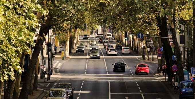 PILNE! Nagły zwrot?! Diesel i benzyna jednak przetrwają? Zielony Ład upadnie szybciej, niż ktokolwiek myślał?