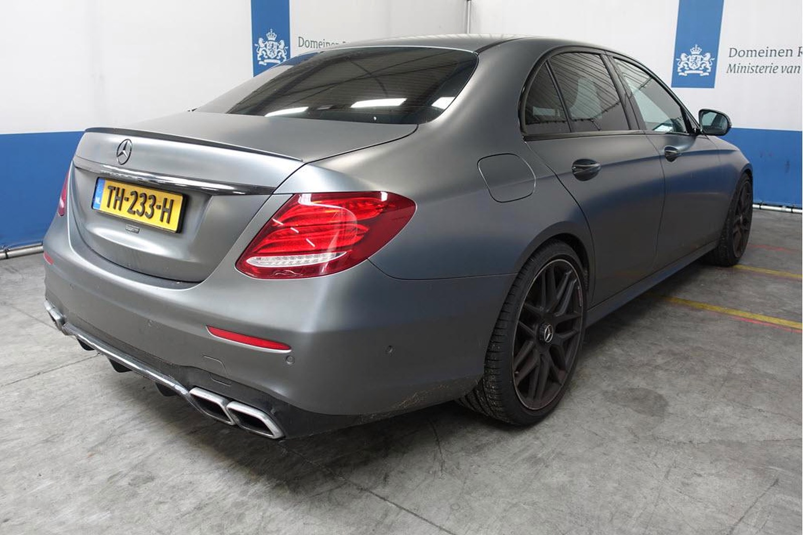 mercedes-amg-e43-aukcja-kopertowa