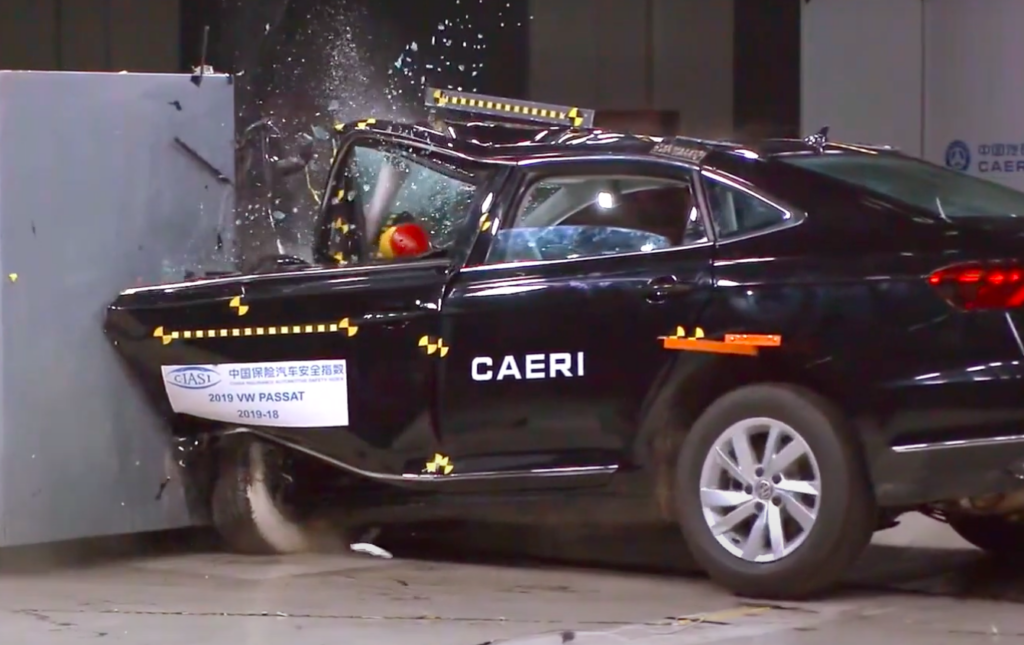 volkswagen-passat-crash-test